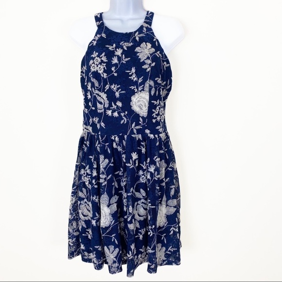 ALTAR’D STATE Navy Blue White Embroidered Floral Lace Mesh Halter Dress Medium - Picture 2 of 7